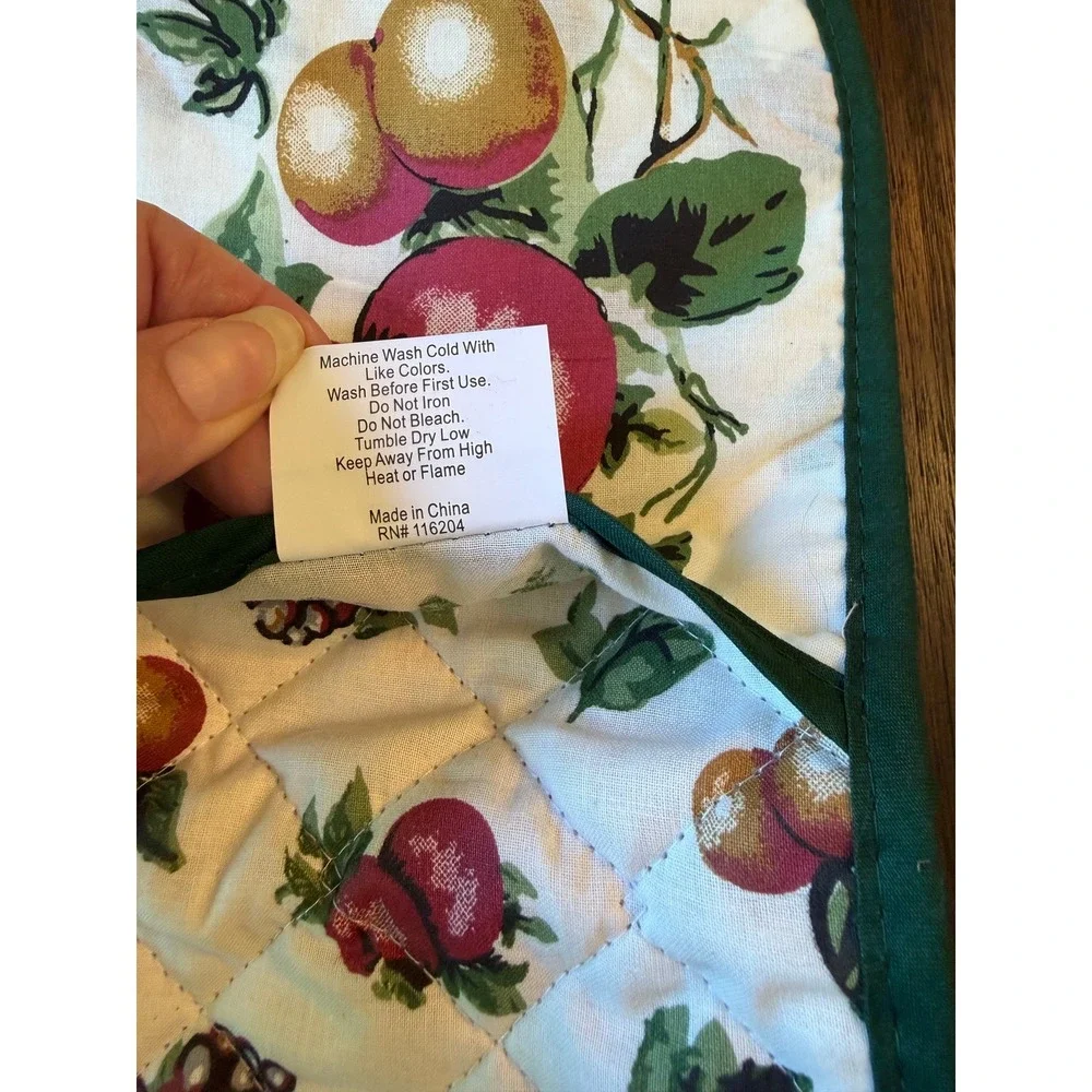 Gold Coast Double Oven Mitt Set of 2 100% Cotton Fruit Apple Grapes Print Green